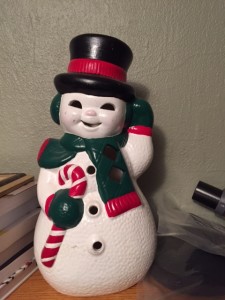 creepy snowman lamp
